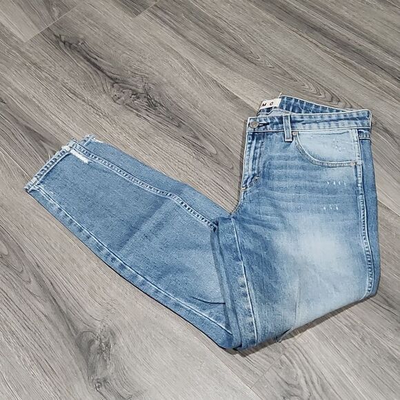 EUC AMO Stix Soulmate Destroyed Skinny Jeans - Picture 1 of 9